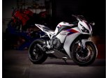 Tłumik typu Slip-On 12/16 Honda CBR 1000RR M2 Silver Aluminum REF: 005-3190406V-S