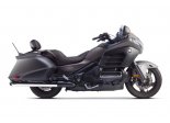 Tłumik typu Slip-On 13/17 Honda Goldwing F6B/GL1800 Comp Black Chrome REF: 005-4150499D-B